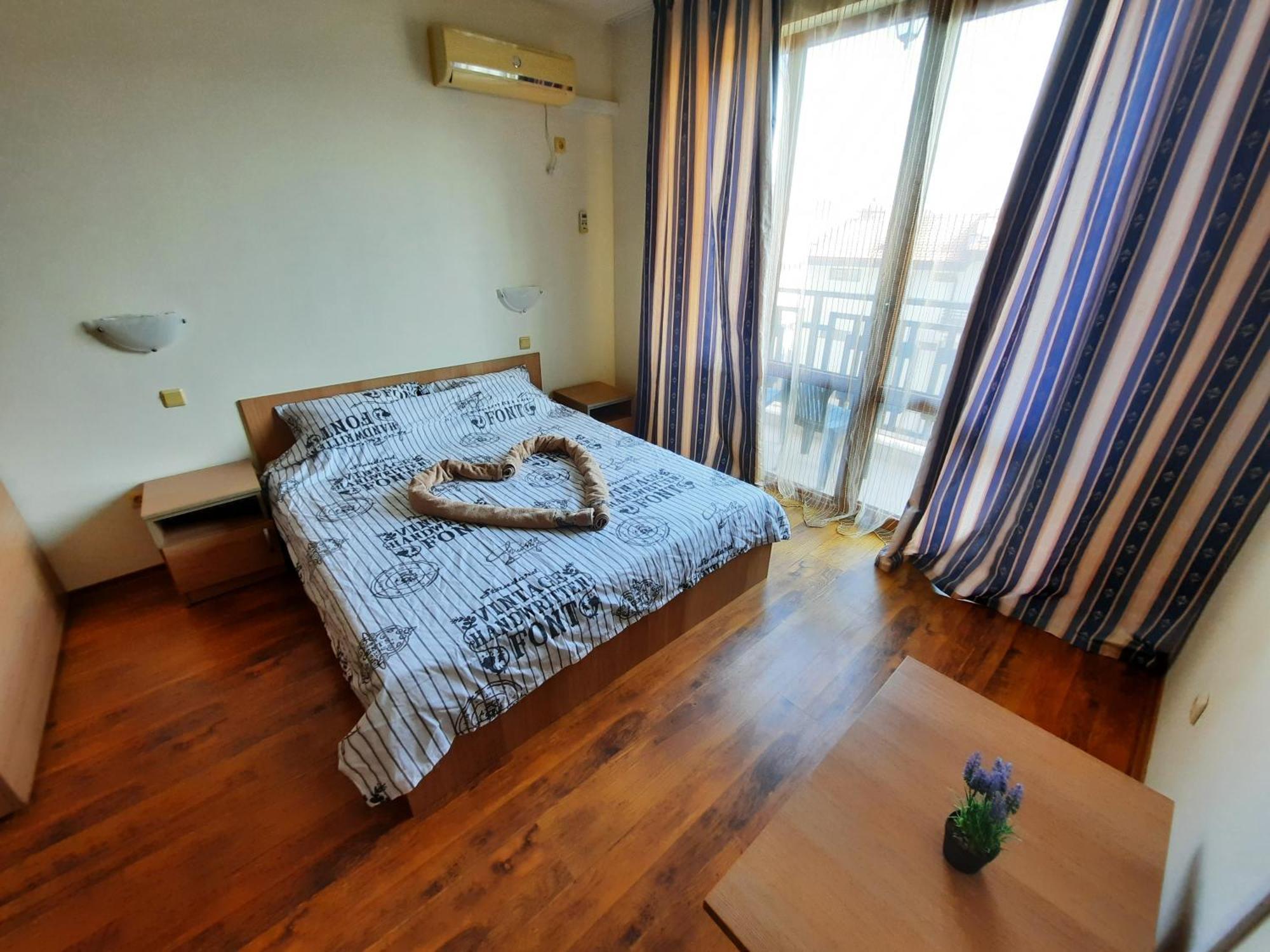 Апатаменти За Гости Sunshine И Glory Apartment Sveti Vlas Luaran gambar